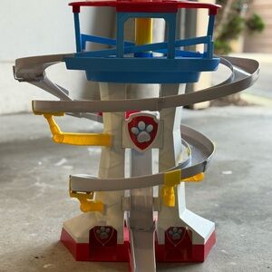 Paw Patrol Lookout Tower Playset - Blue, Yellow, Red, Gray